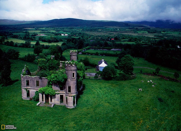 13. Conac abandonat în apropiere de Kilgarvan, Irlanda.